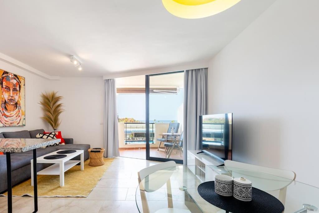 Sunny Ocean View Apartment Palm-mar Dış mekan fotoğraf